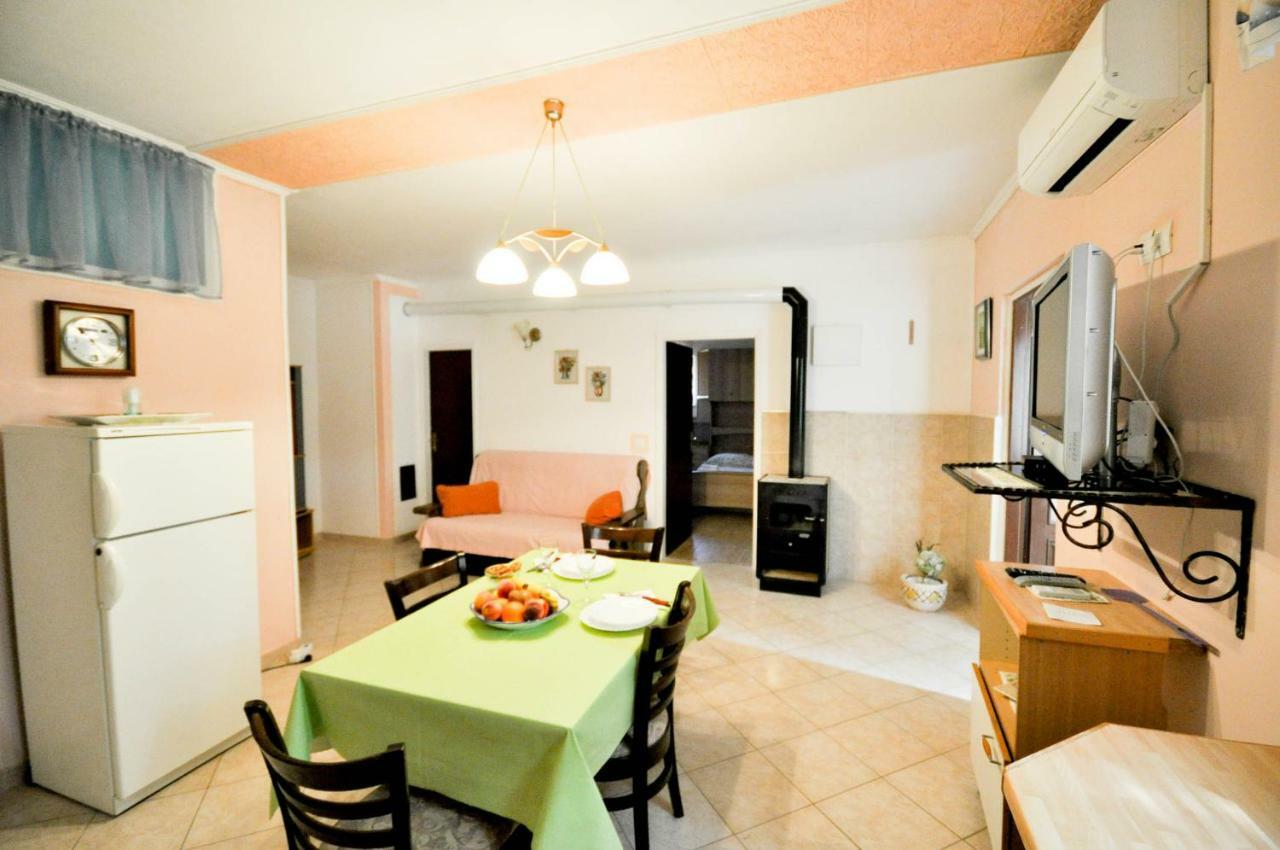 Nevija Apartment Novigrad  Luaran gambar